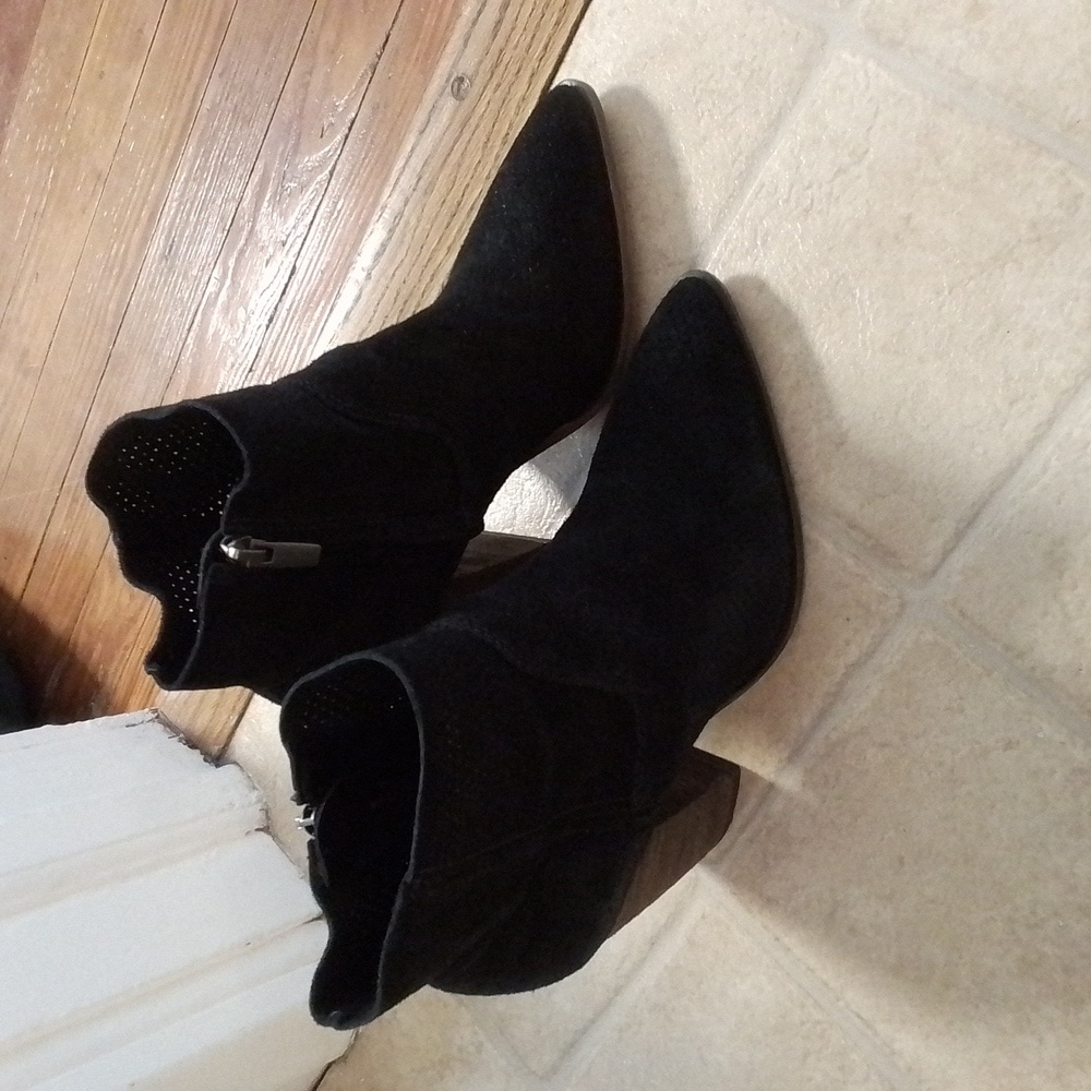 Vince Camuto bootie